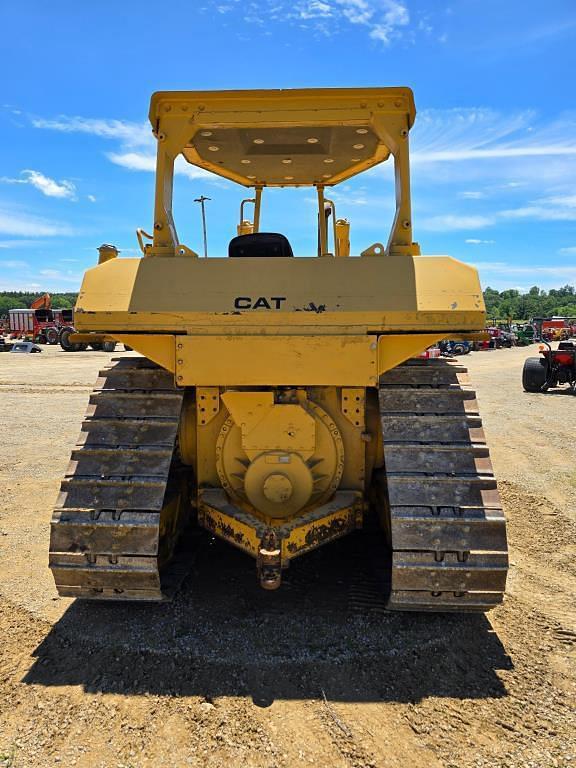 Image of Caterpillar D6H equipment image 3