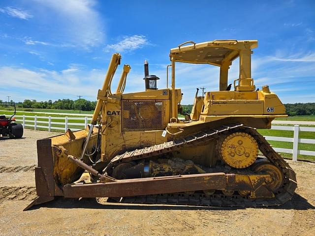 Image of Caterpillar D6H equipment image 1