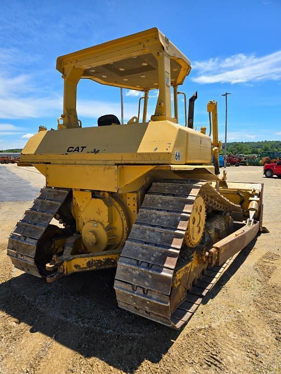 Image of Caterpillar D6H equipment image 4