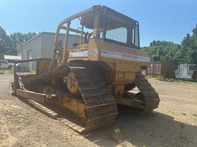 Image of Caterpillar D6H equipment image 3