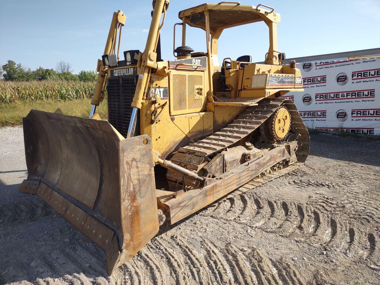 Main image Caterpillar D6H
