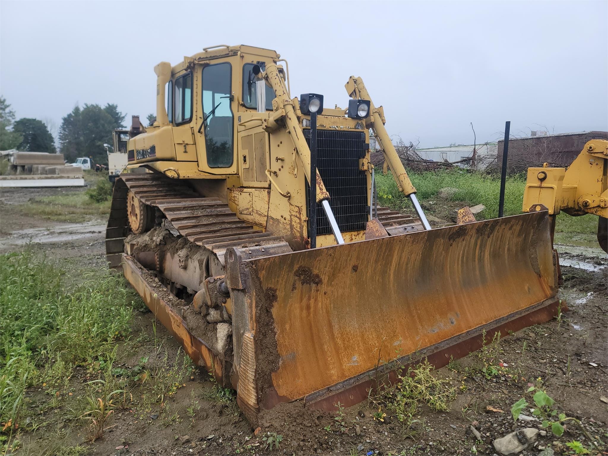 Caterpillar D6H Equipment Image0