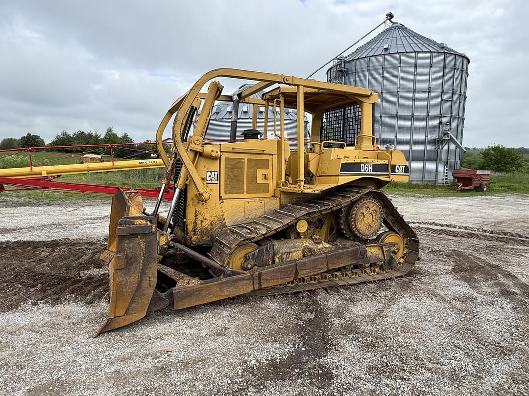 Image of Caterpillar D6H II Primary image