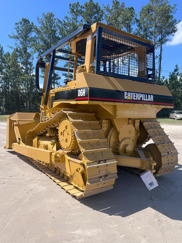 Image of Caterpillar D6H equipment image 2