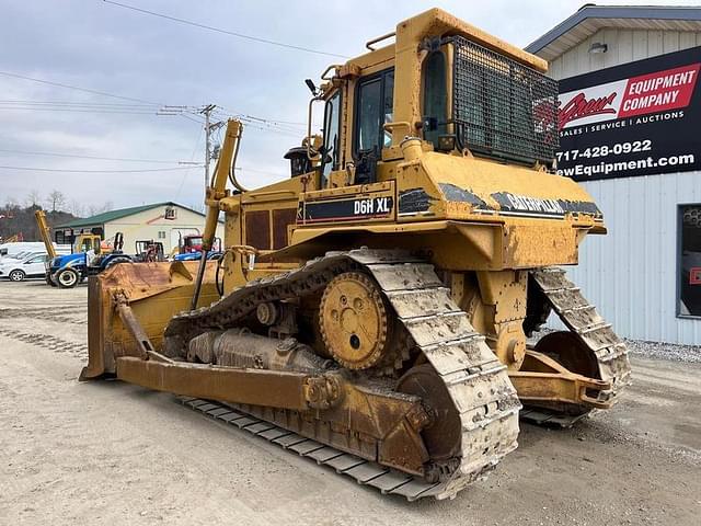 Image of Caterpillar D6HXL equipment image 2