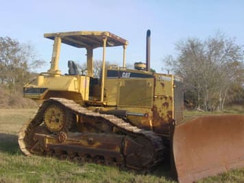 Main image Caterpillar D6M
