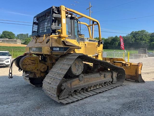 Image of Caterpillar D6M equipment image 4