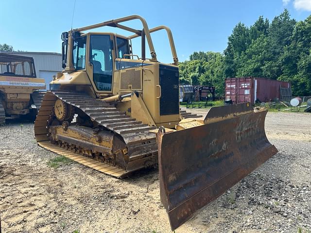 Image of Caterpillar D6N equipment image 1