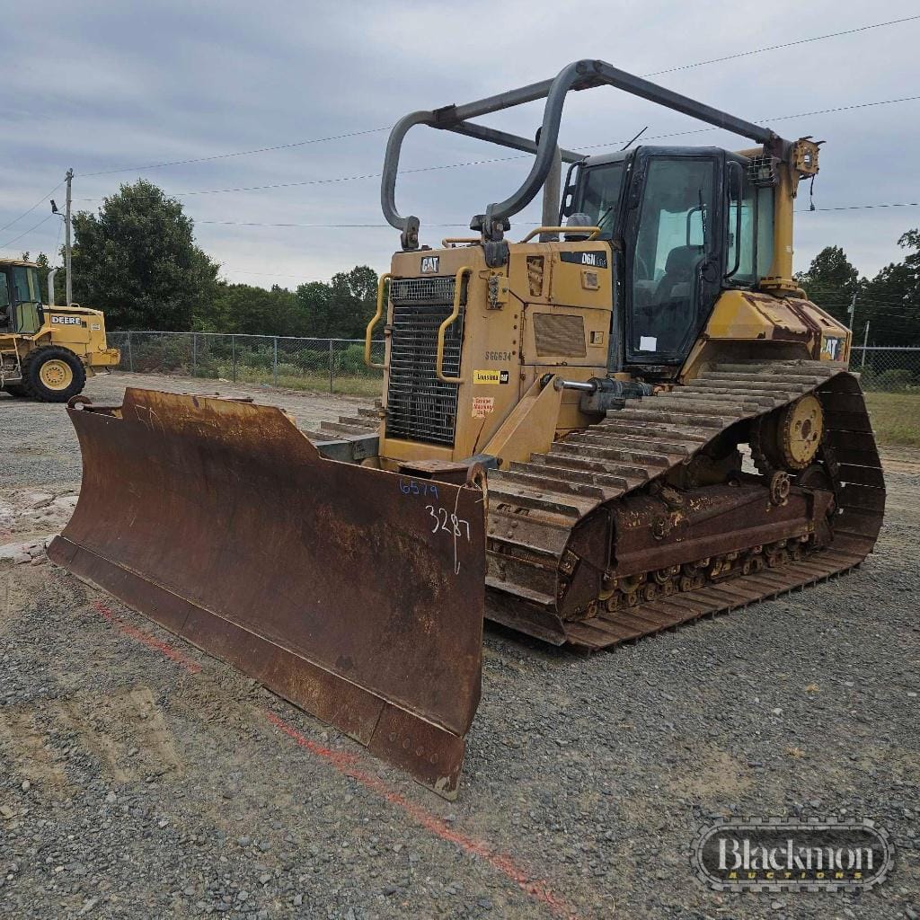 Caterpillar D6N Equipment Image0