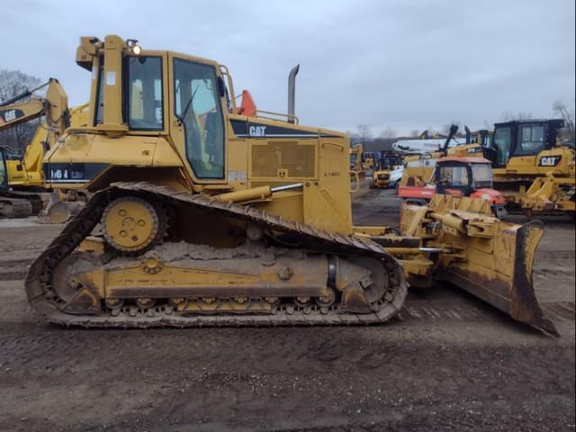 Image of Caterpillar D6N LGP equipment image 2