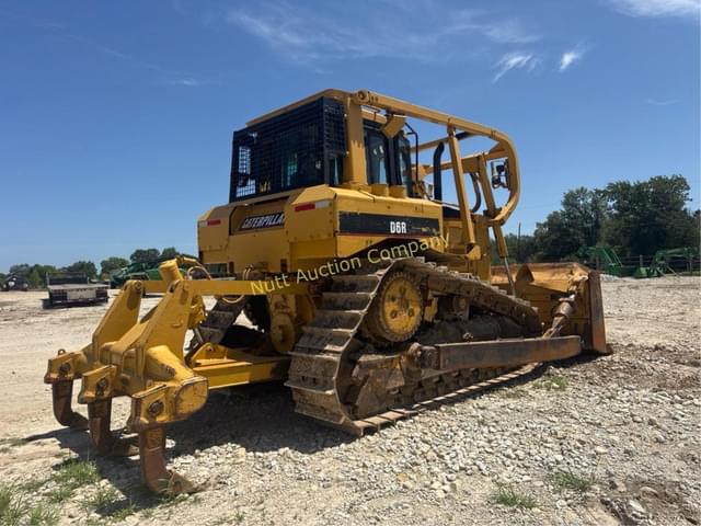 Image of Caterpillar D6R equipment image 4
