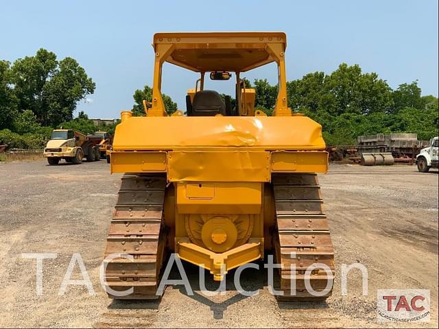 Image of Caterpillar D6R XL equipment image 3