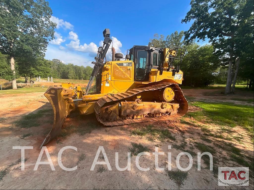 Image of Caterpillar D6T LGP Primary image