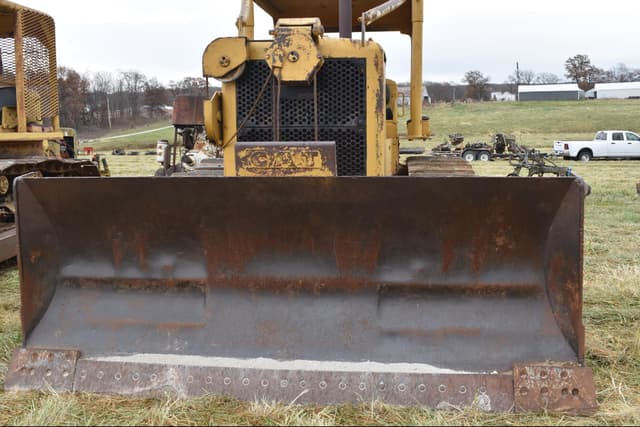 Image of Caterpillar D7 equipment image 2