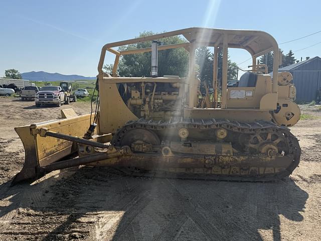 Image of Caterpillar D717A equipment image 1
