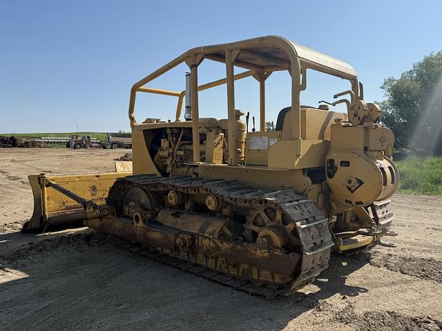 Image of Caterpillar D717A equipment image 2