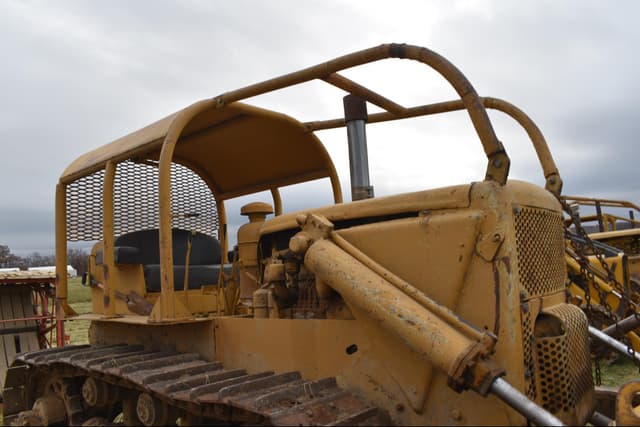 Image of Caterpillar D7 equipment image 4