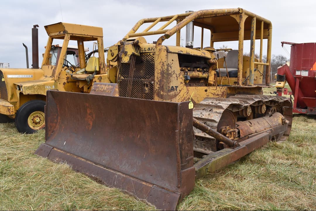Image of Caterpillar D7 Primary image