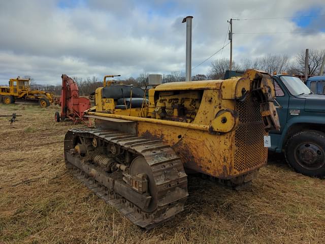 Image of Caterpillar D7 equipment image 2