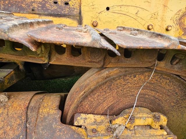 Image of Caterpillar D7 equipment image 4