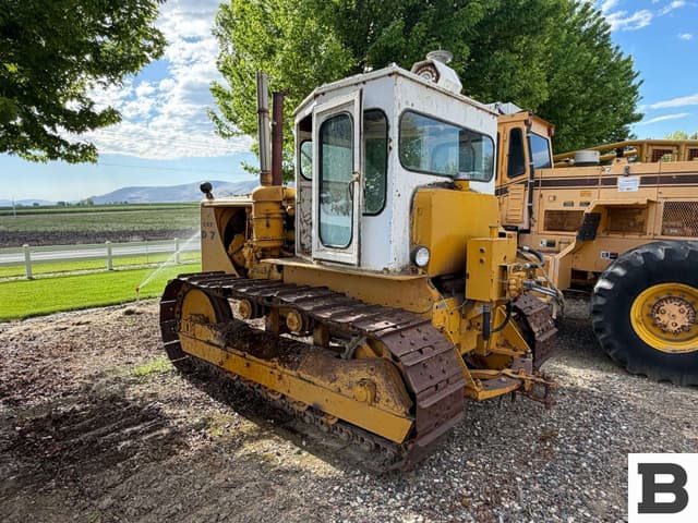 Image of Caterpillar D7 equipment image 3