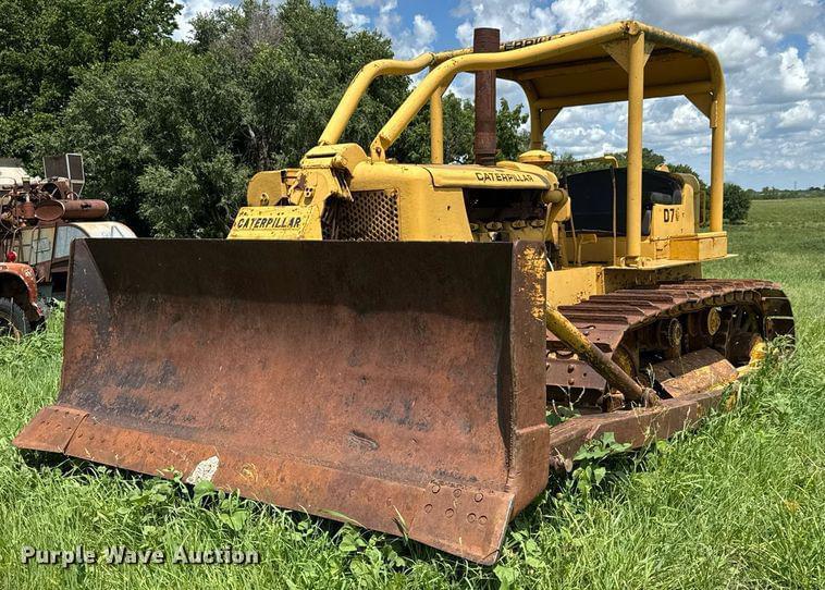Image of Caterpillar D7 Primary image