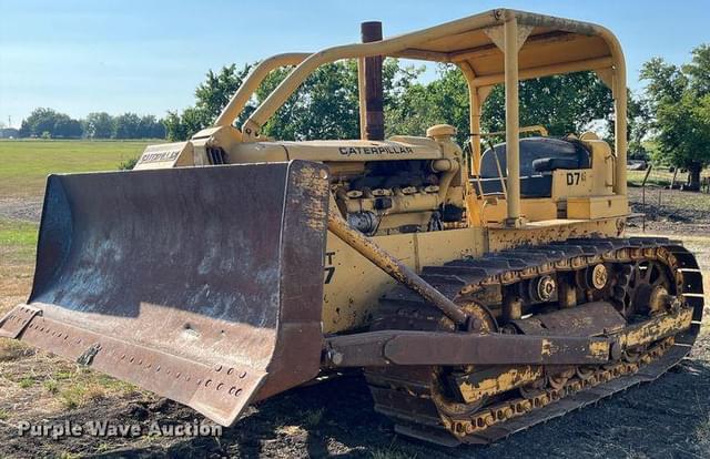 Image of Caterpillar D7 equipment image 1