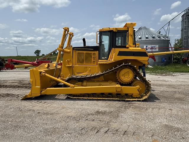 Image of Caterpillar D7R equipment image 3