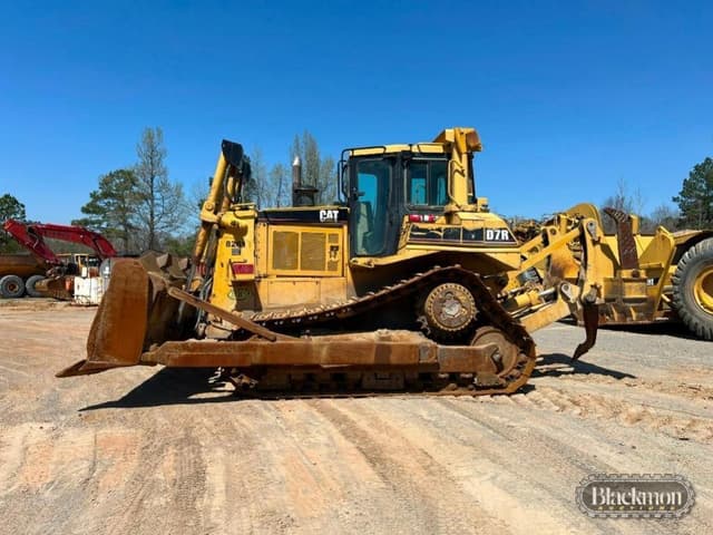 Image of Caterpillar D7R equipment image 2