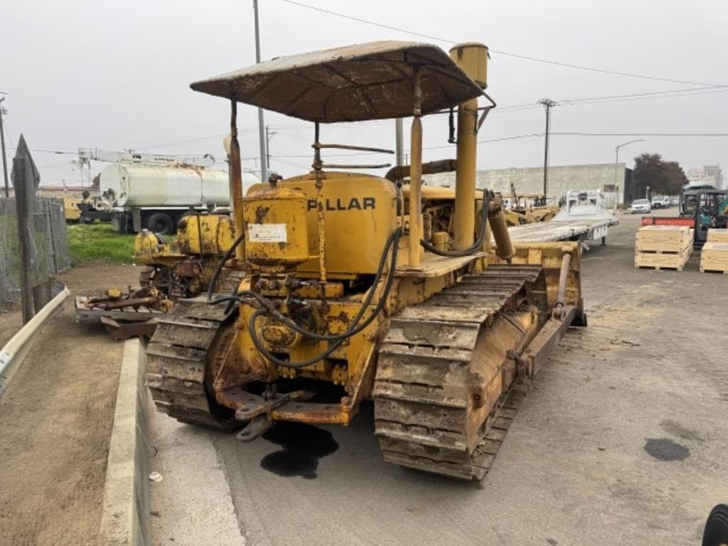 Image of Caterpillar D8 Image 1