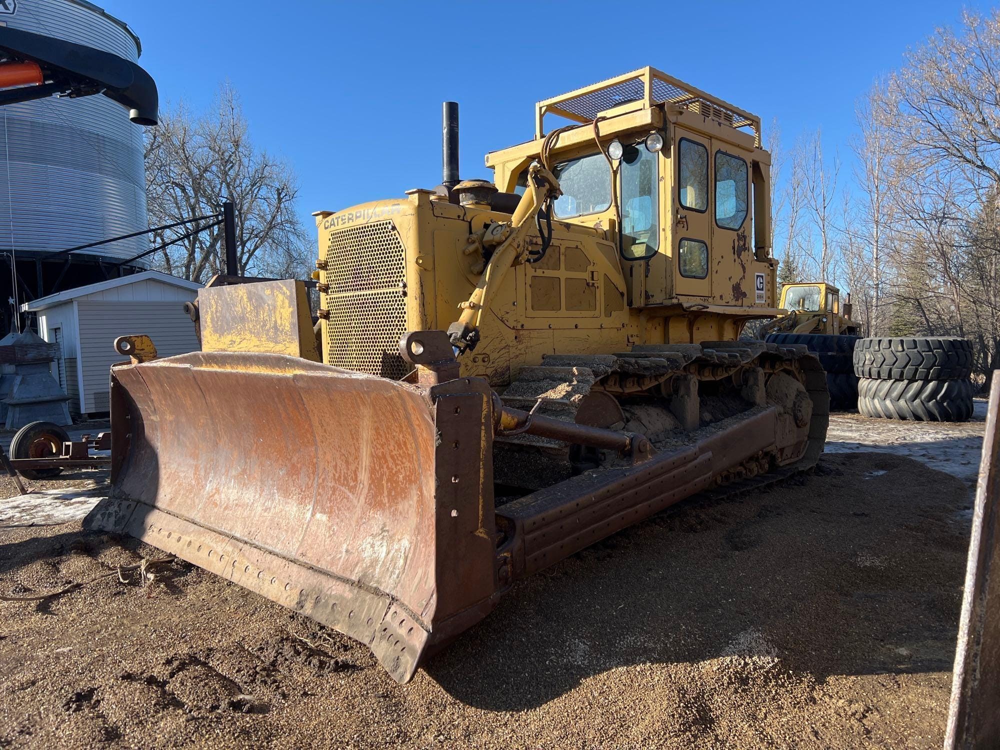 Caterpillar D8H Equipment Image0