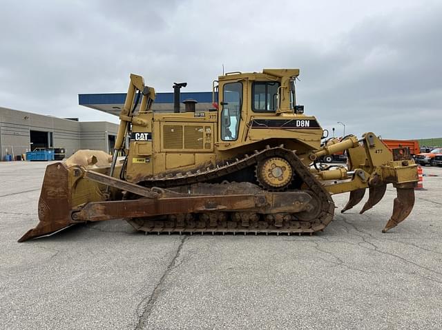 Image of Caterpillar D8N equipment image 3