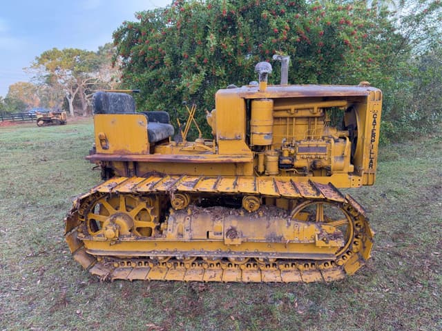 Image of Caterpillar Thirty-Five equipment image 4