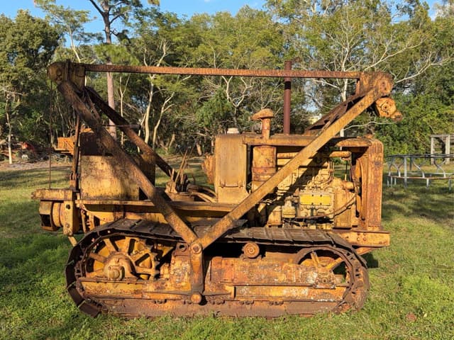 Image of Caterpillar Thirty-Five equipment image 4