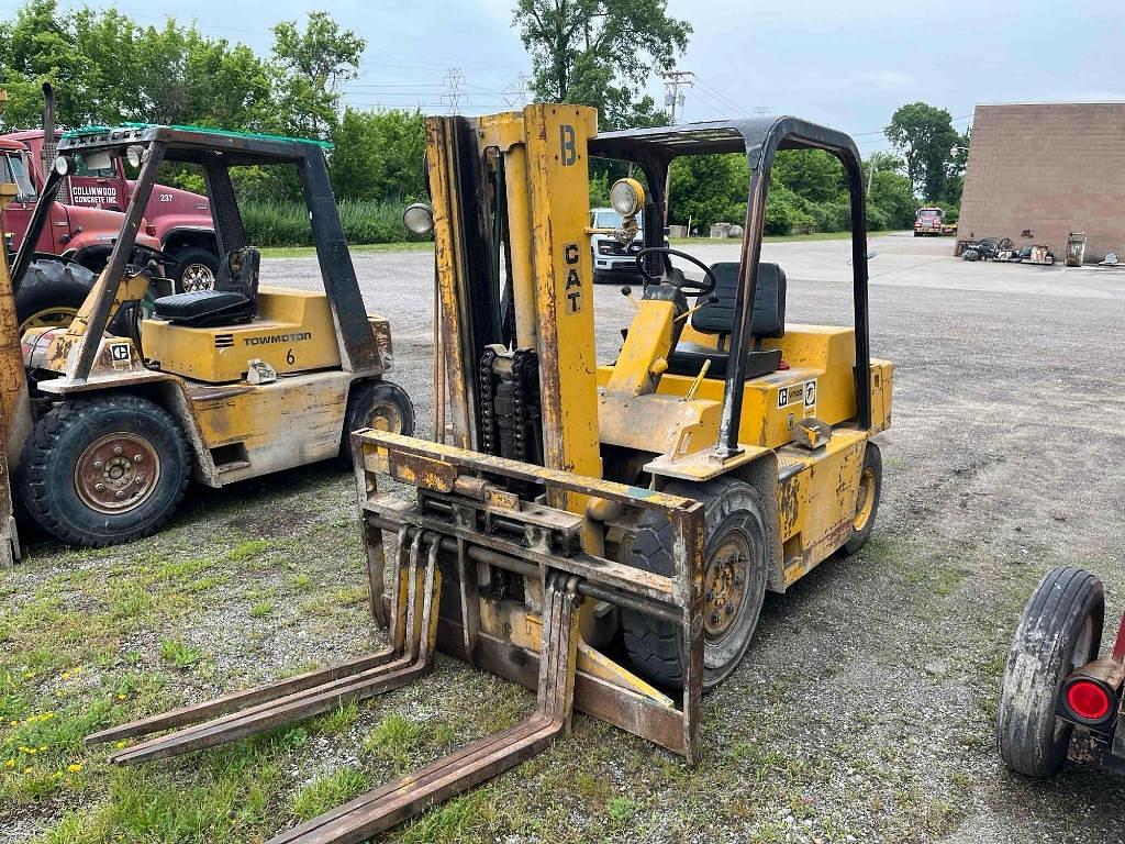Image of Caterpillar V70D Primary image
