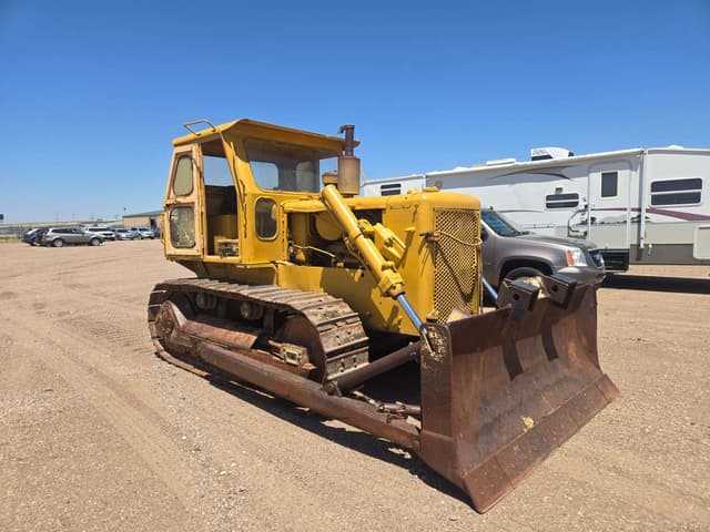 Image of Caterpillar D5 equipment image 2