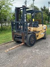 Caterpillar DP40 Equipment Image0