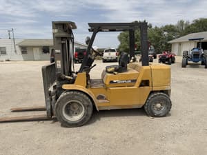 Caterpillar DP40K Image