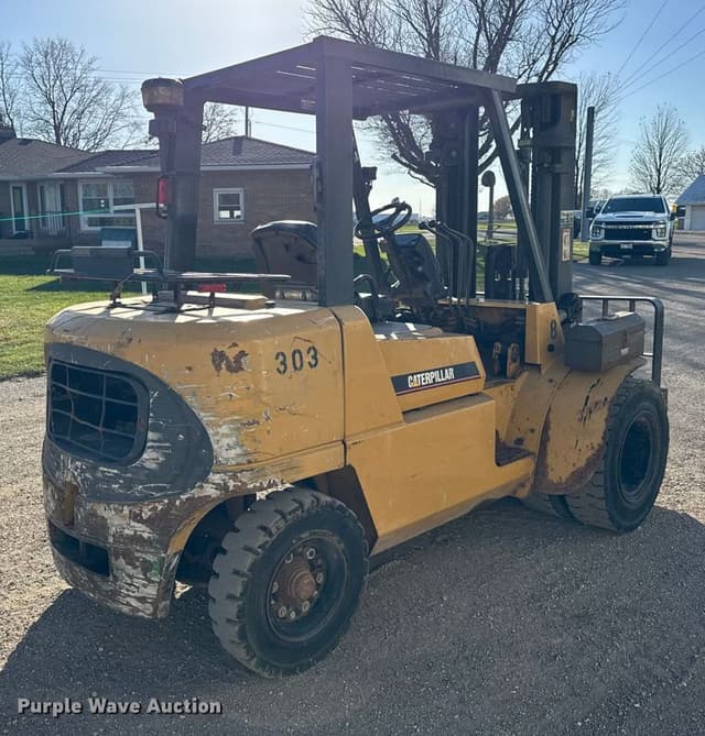 Image of Caterpillar DP40KL equipment image 4