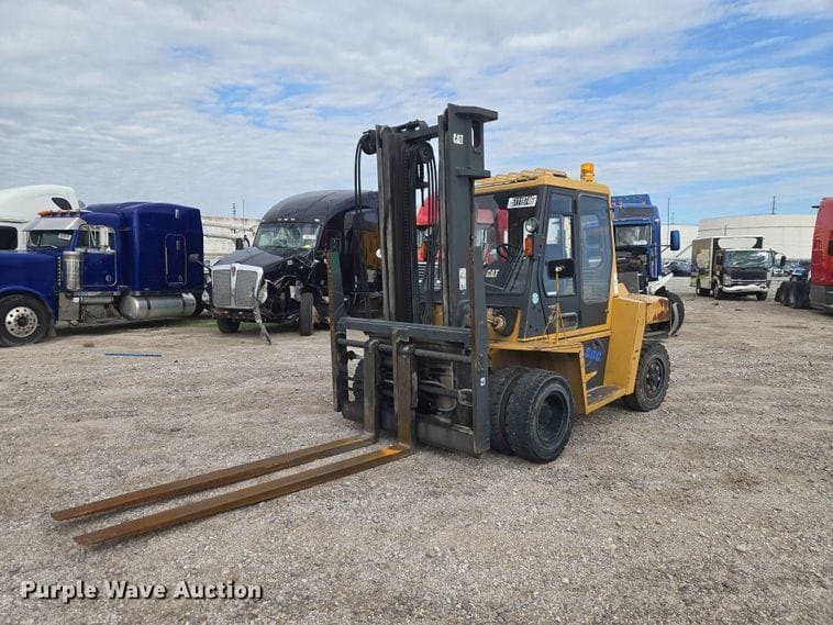 Caterpillar DP70 Equipment Image0