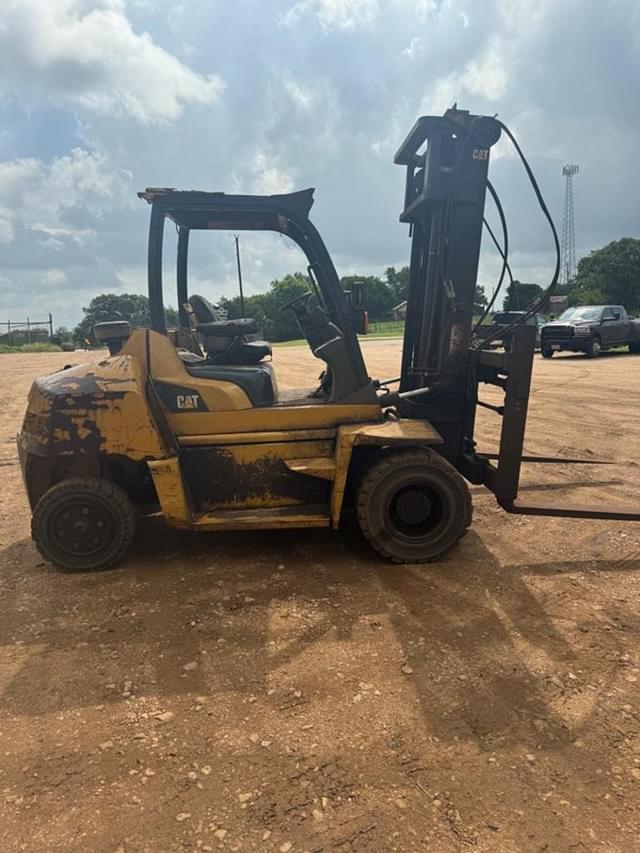 Image of Caterpillar DP70N1 equipment image 3