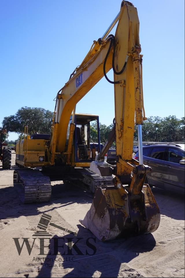 Image of Caterpillar E120B equipment image 1