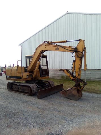 Main image Caterpillar E70B