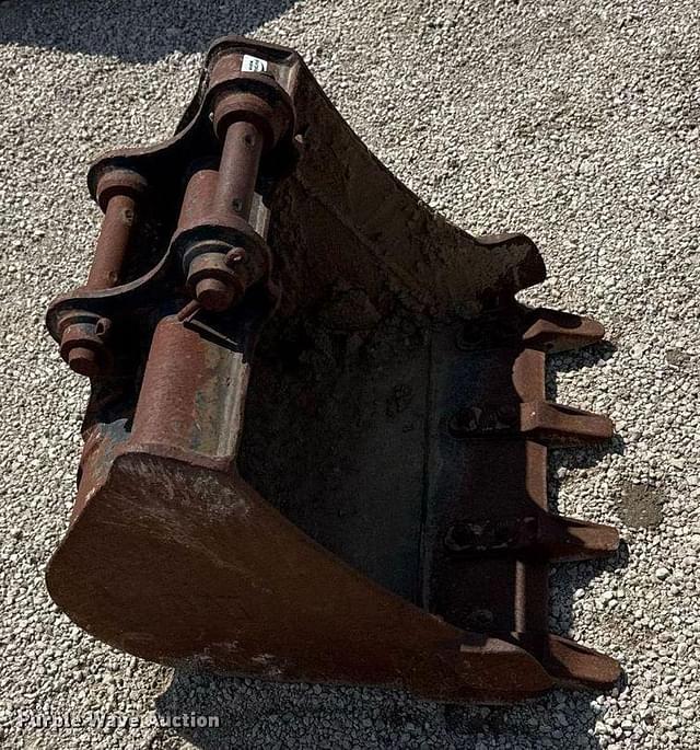 Image of Caterpillar Excavator Bucket equipment image 3
