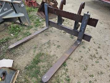 Main image Caterpillar Pallet Forks