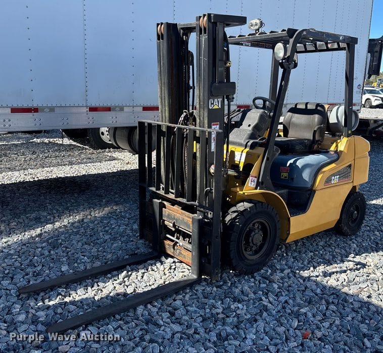 Caterpillar FG25N Equipment Image0