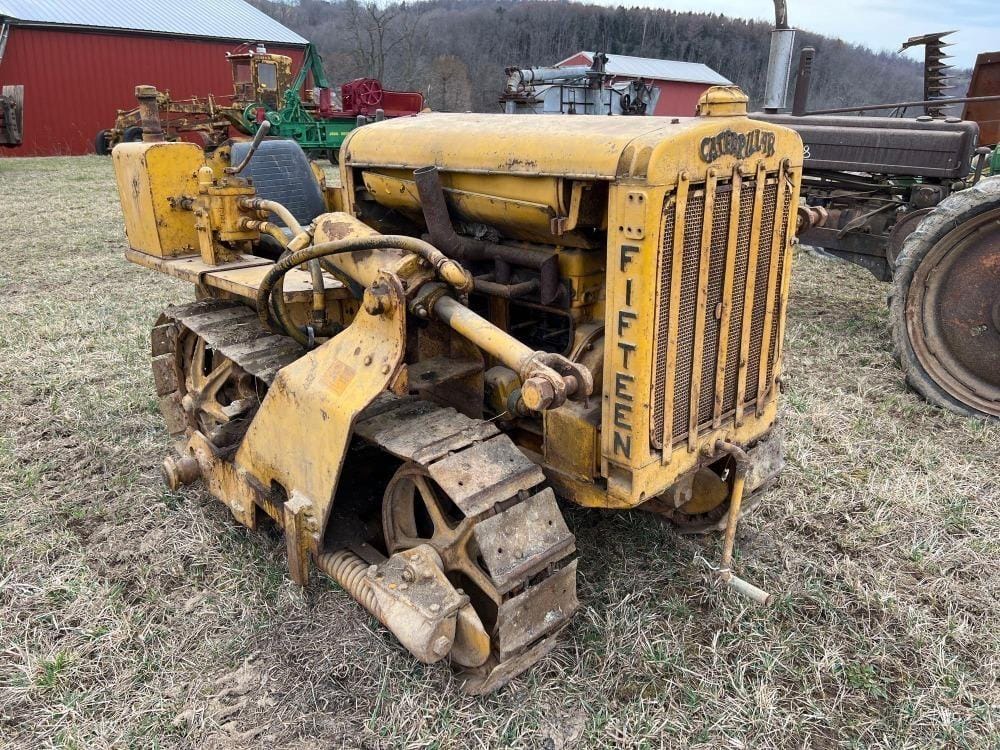 Main image Caterpillar Fifteen