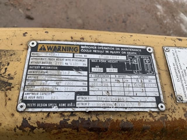Image of Caterpillar forklift equipment image 4