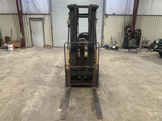 Image of Caterpillar GC15 equipment image 2