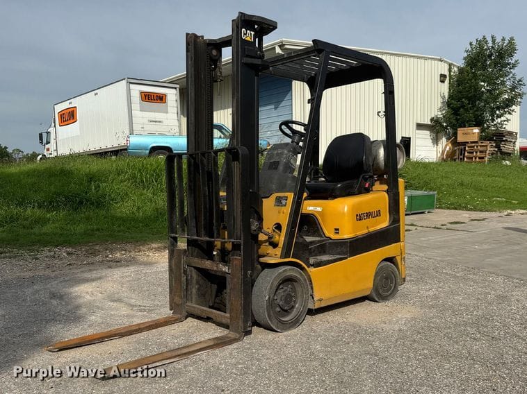 Caterpillar GC15K Equipment Image0